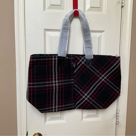 Victoria’s Secret Plaid Tote Bag NWT - Picture 5 of 6